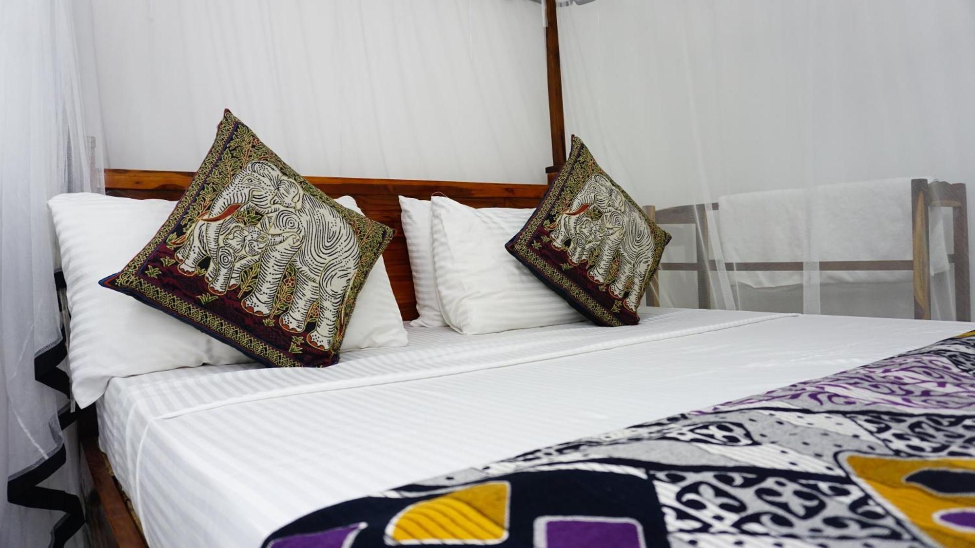 Namal Homestay Sigirîya Extérieur photo